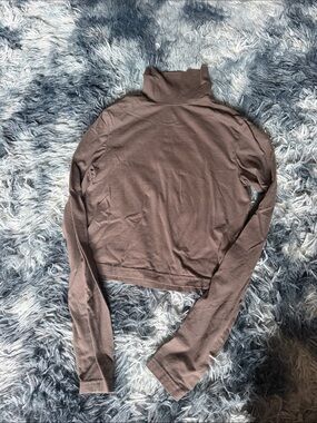 H&M Cropped Long-Sleeve Turtleneck Top — Gray